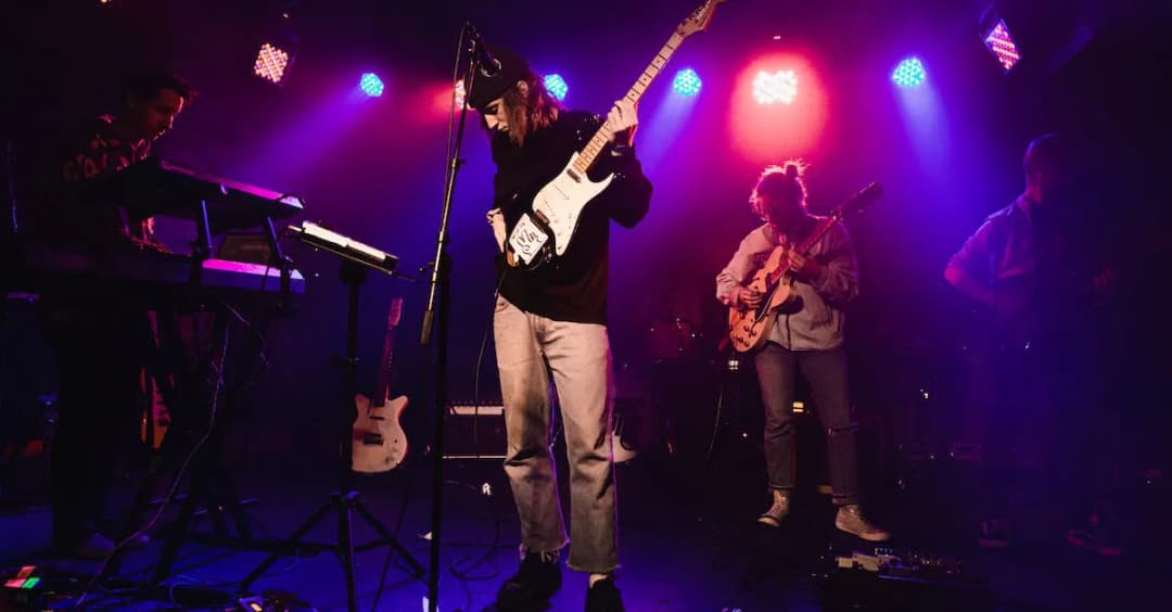 Co można zagrać na pianinie? Różnorodność muzyki dla każdego