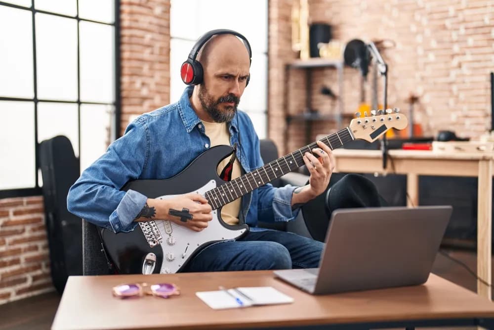 Najlepsze elektryczne gitary 2023 roku w każdej kategorii cenowej