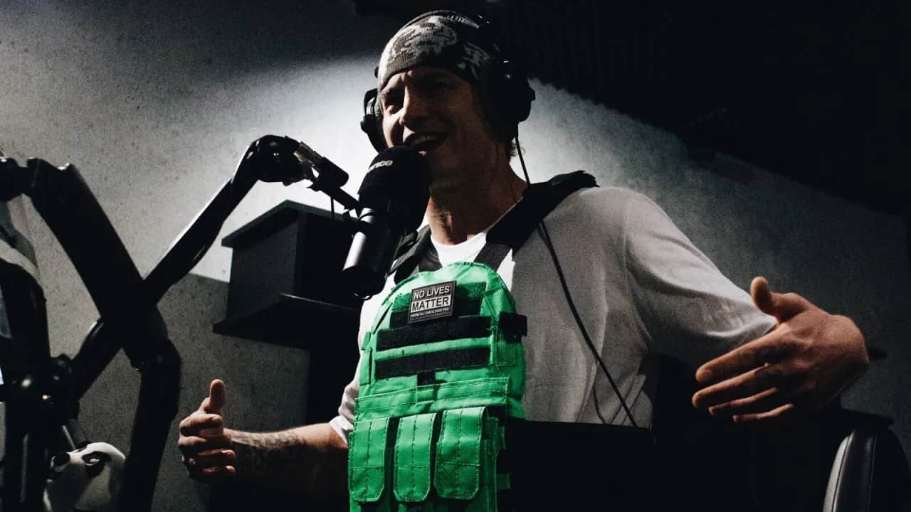 Naga prawda o branży, scenie i samych raperach, Frosti jest One Foot Out