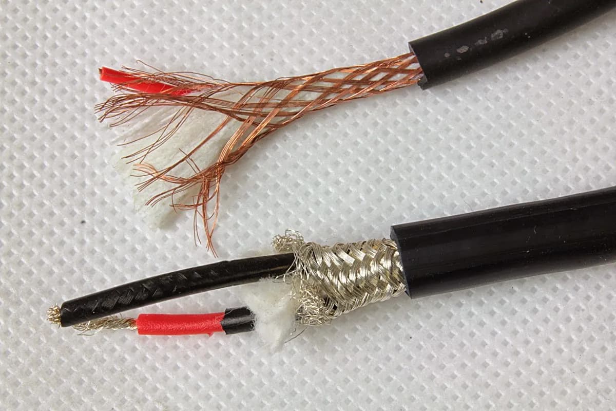 Jaki kabel do gitary elektrycznej – uniknij najczęstszych błędów