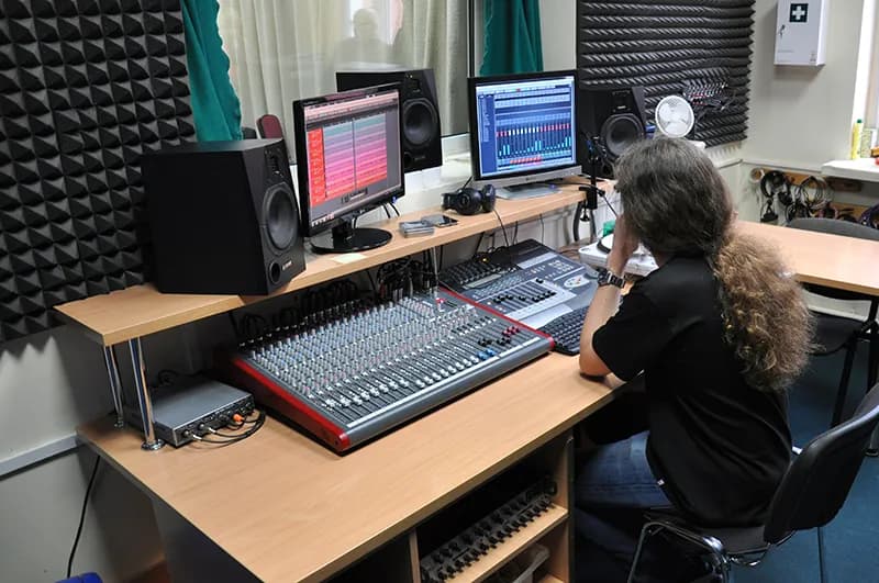 ZDZ Realizacja Dźwięku: Kompletny Program Kształcenia Audio